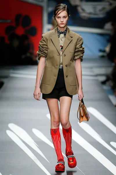 Look 20